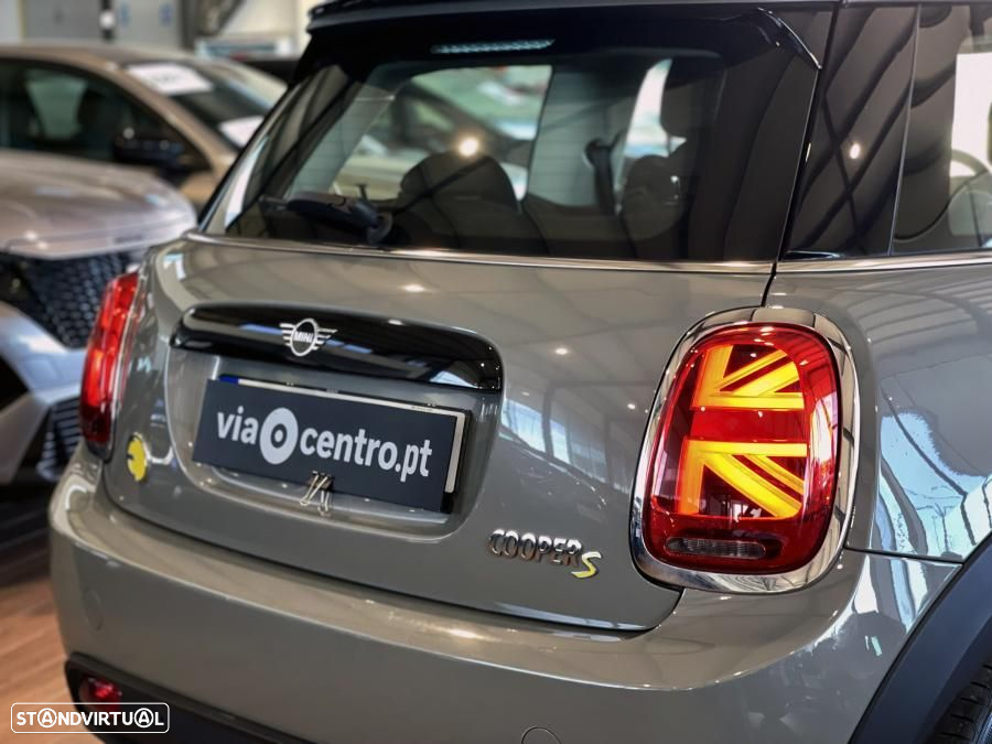 MINI 3 Portas Cooper SE Premium Essential - 9