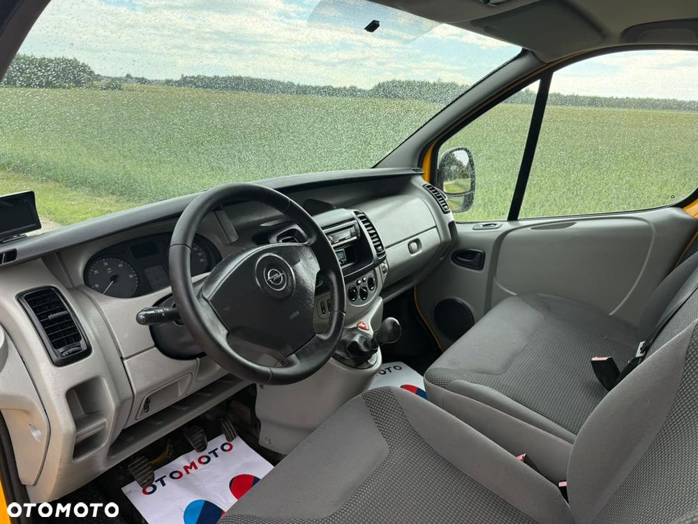 Opel Vivaro - 13
