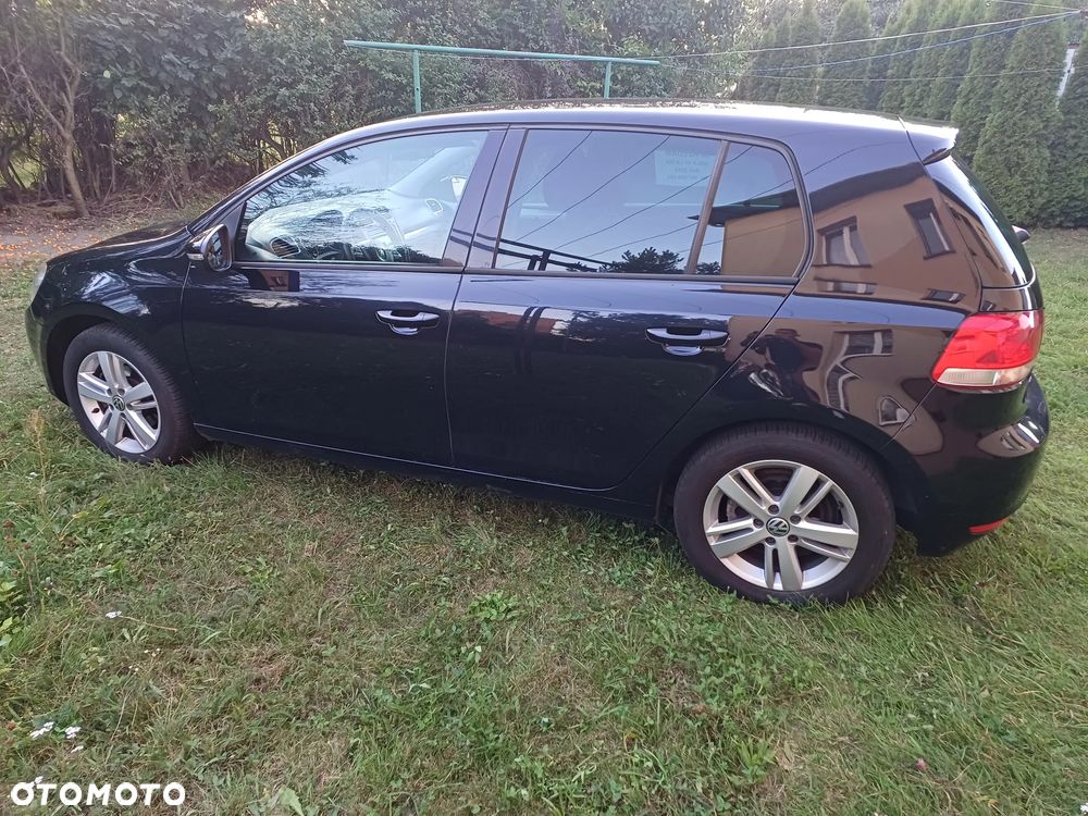 Volkswagen Golf 1.6 TDI DPF BlueMotion Technology MATCH - 9