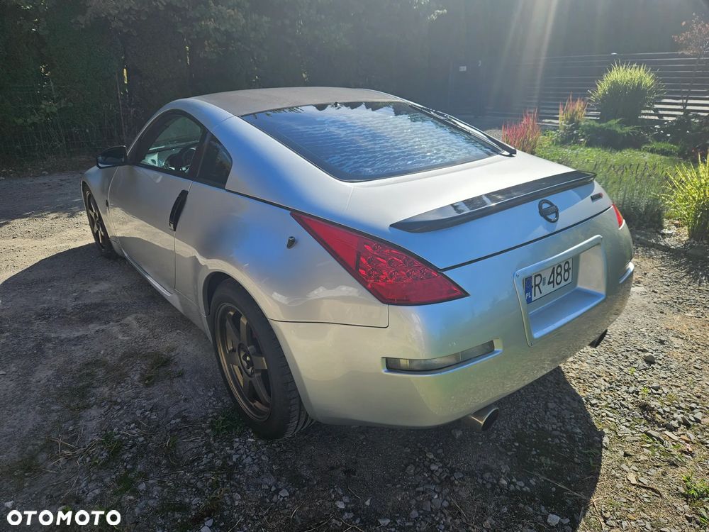 Nissan 350 Z Standard - 4