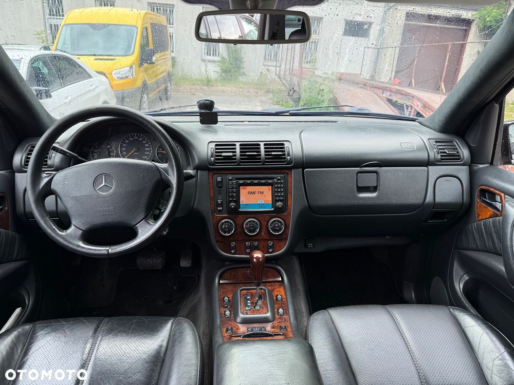 Mercedes-Benz ML - 21