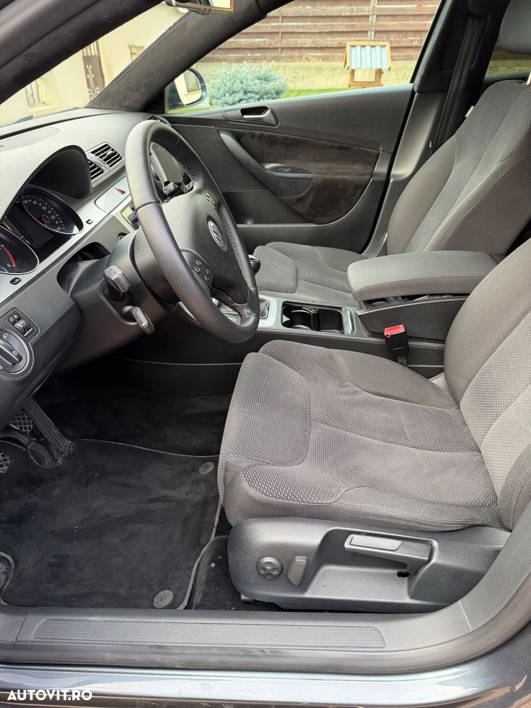 Volkswagen Passat 2.0 TDI Comfortline DPF - 16