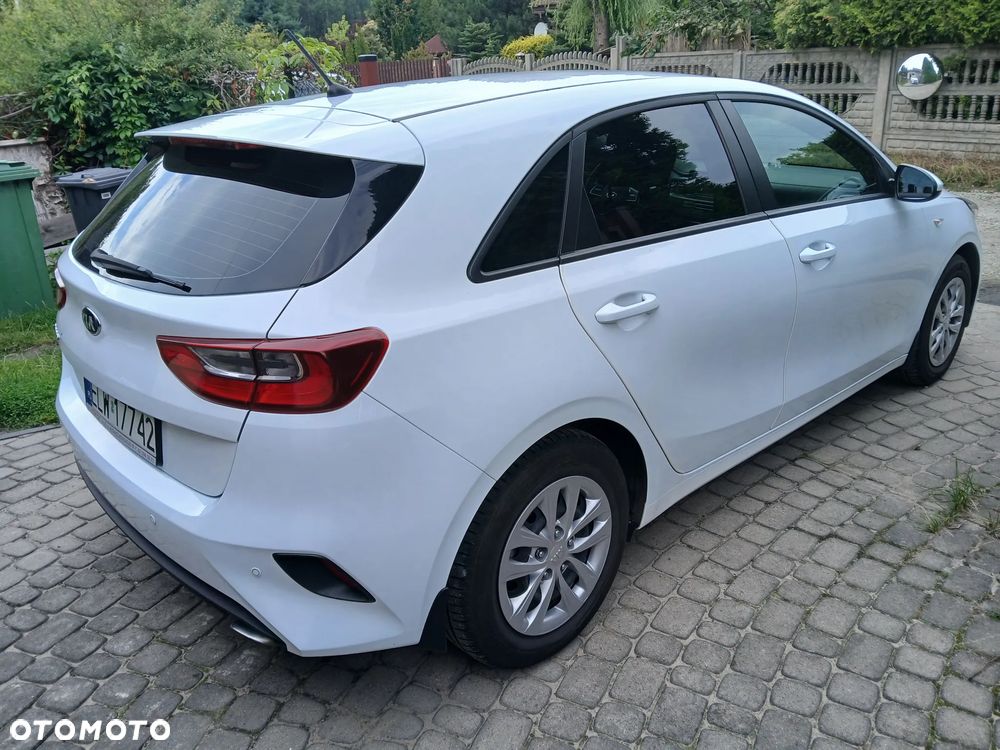 Kia Ceed 1.4 L - 3