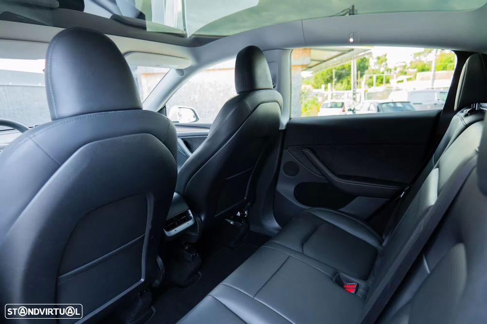 Tesla Model Y Long Range Tração Integral - 22