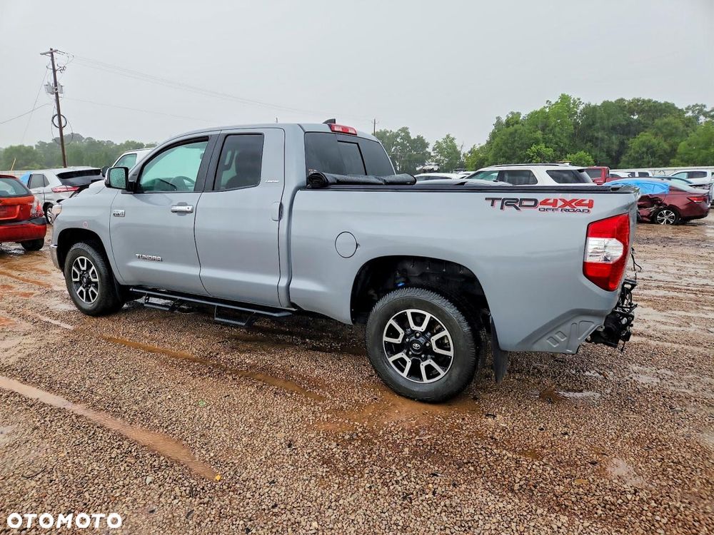 Toyota Tundra - 3