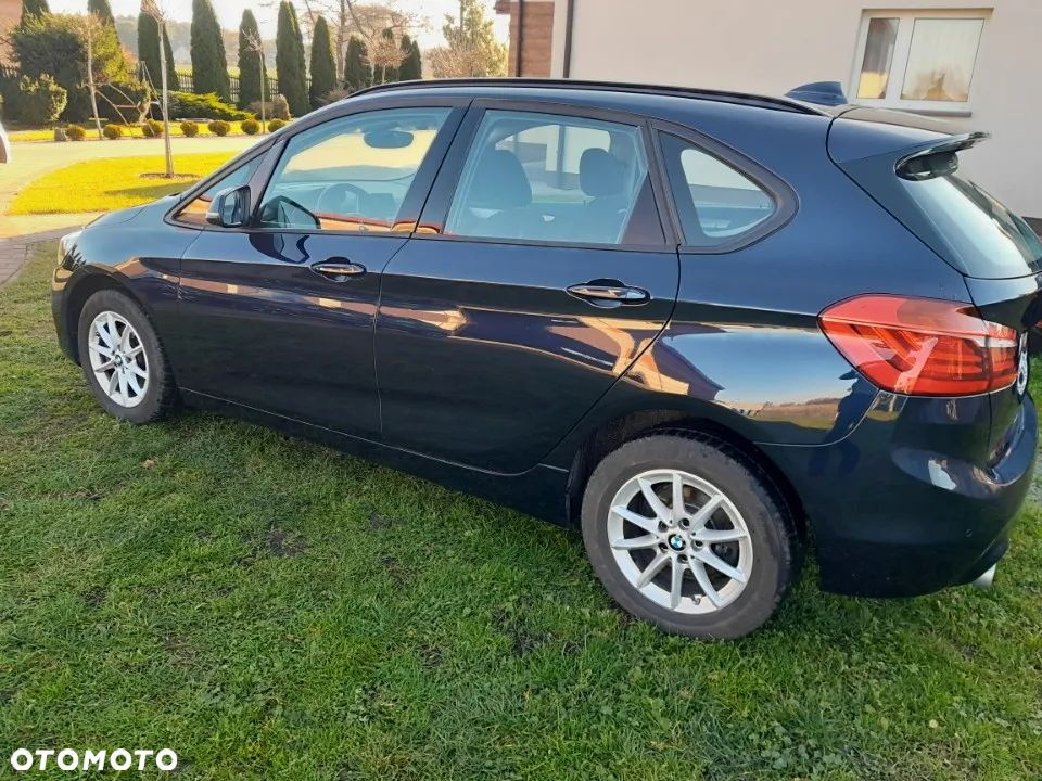 BMW Seria 2 216d Advantage - 9