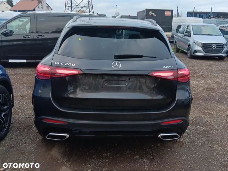 Mercedes-Benz GLC Coupe 200 mHEV 4-Matic AMG Line - 4