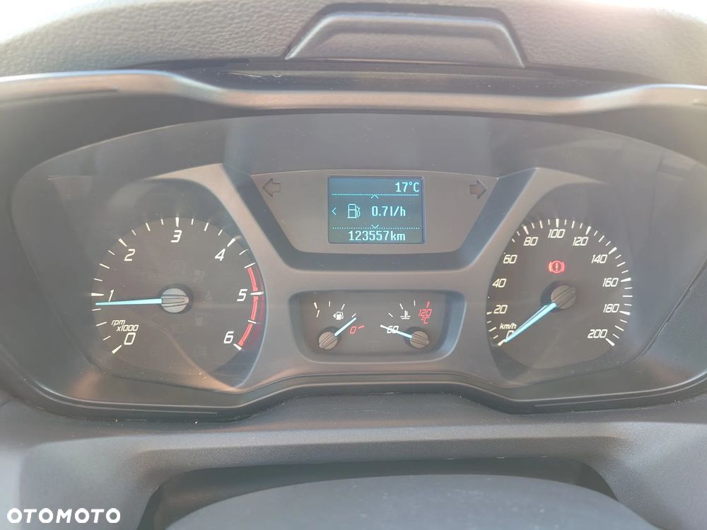 Ford Transit - 8