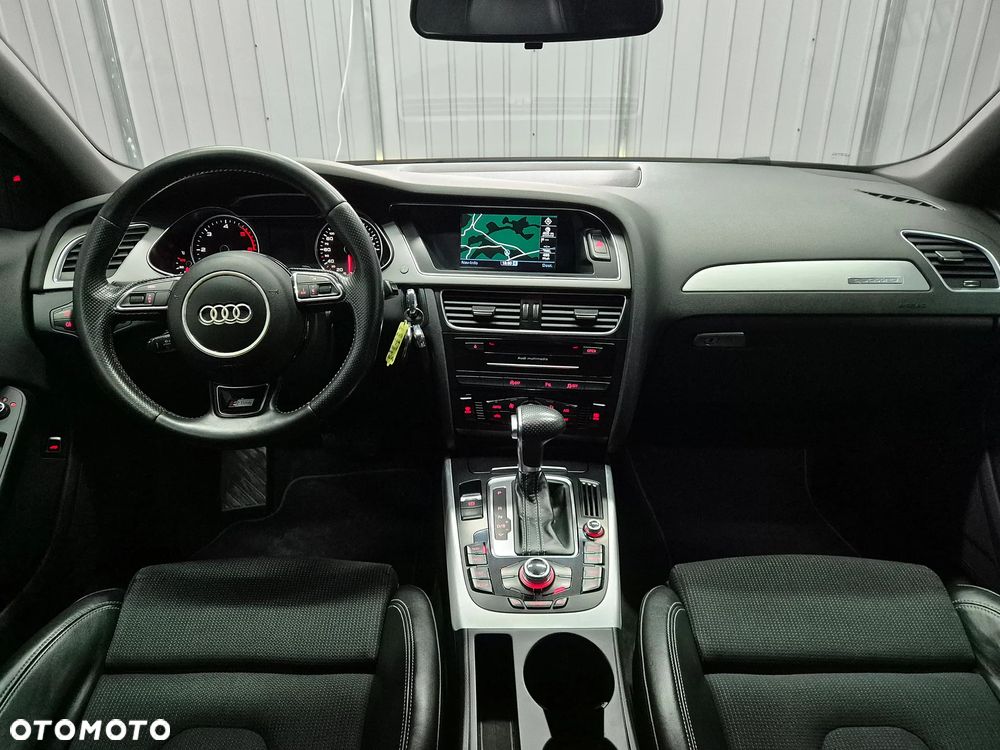 Audi A4 Avant 2.0 TDI DPF quattro S tronic S line Sportpaket - 19