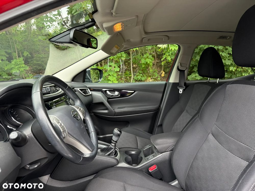 Nissan Qashqai 1.2 DIG-T N-Connecta EU6 - 7