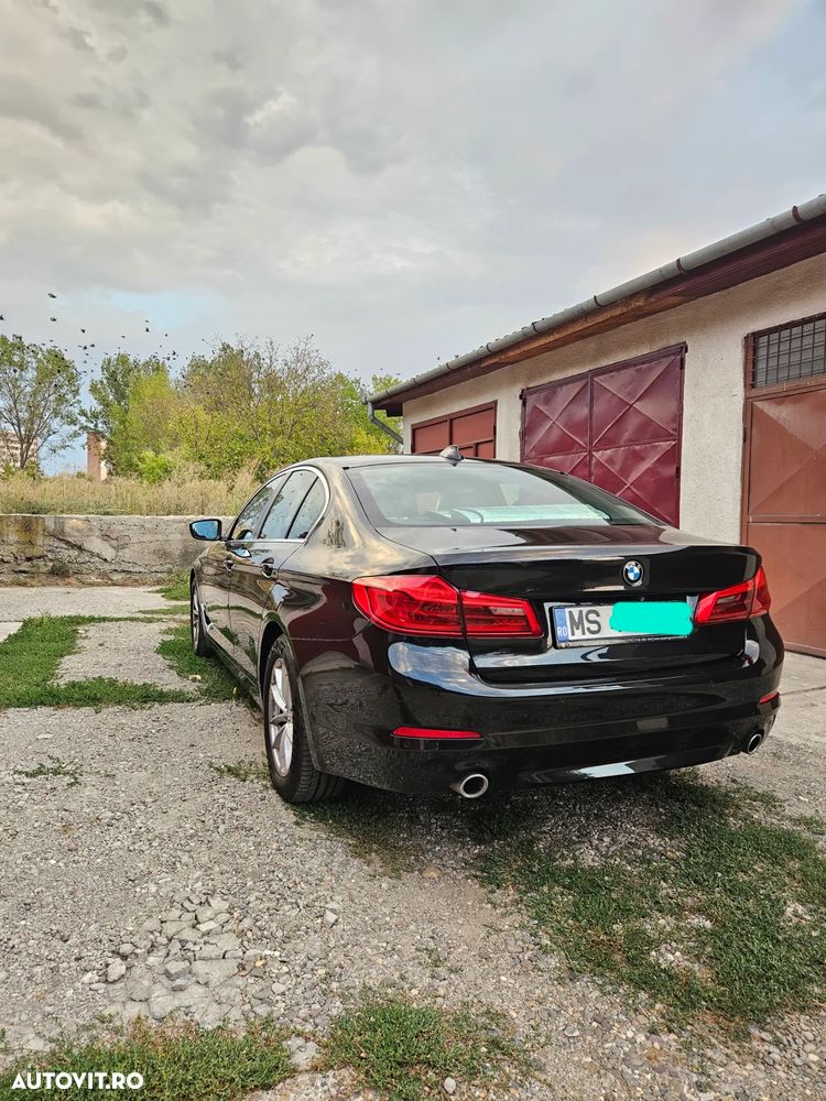 BMW Seria 5 520d xDrive AT - 7