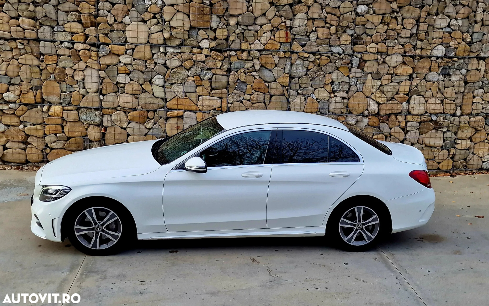 Mercedes-Benz C 220 d 9G-TRONIC AMG Line - 2