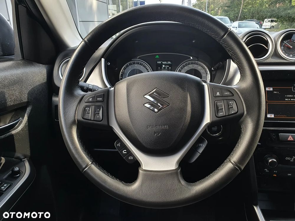 Suzuki Vitara 1.5 Strong Hybrid Premium 4WD AGS - 17