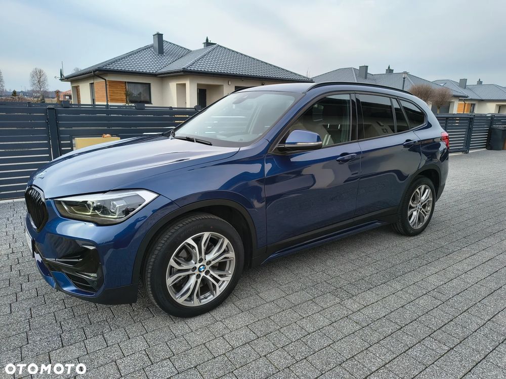 BMW X1 sDrive20i Sport - 4