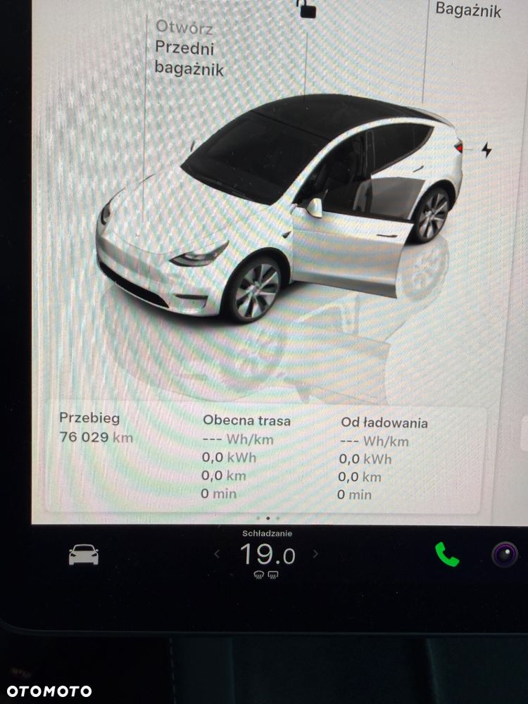 Tesla Model Y Long Range AWD - 20