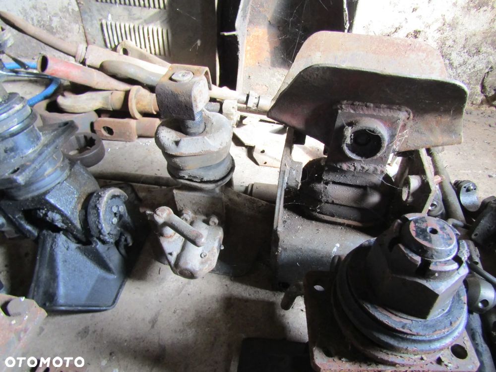 Zetor - 32