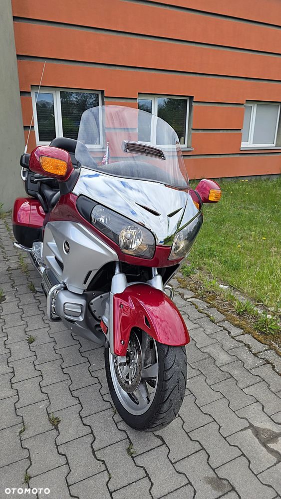Honda GL - 12