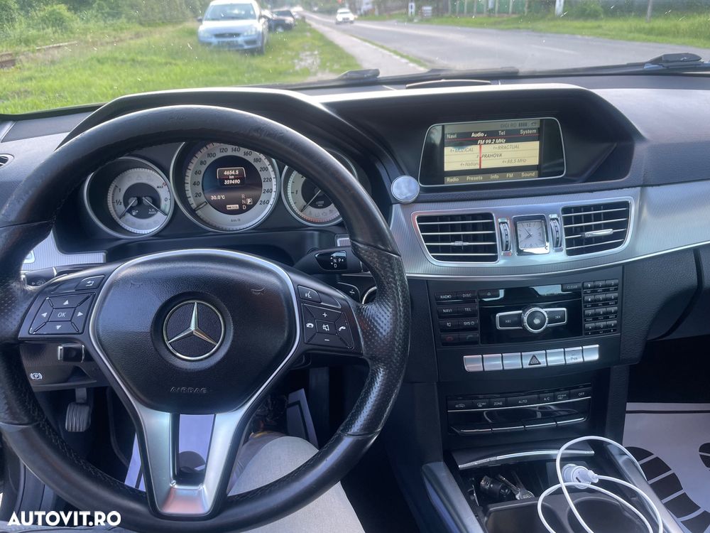 Mercedes-Benz E - 4
