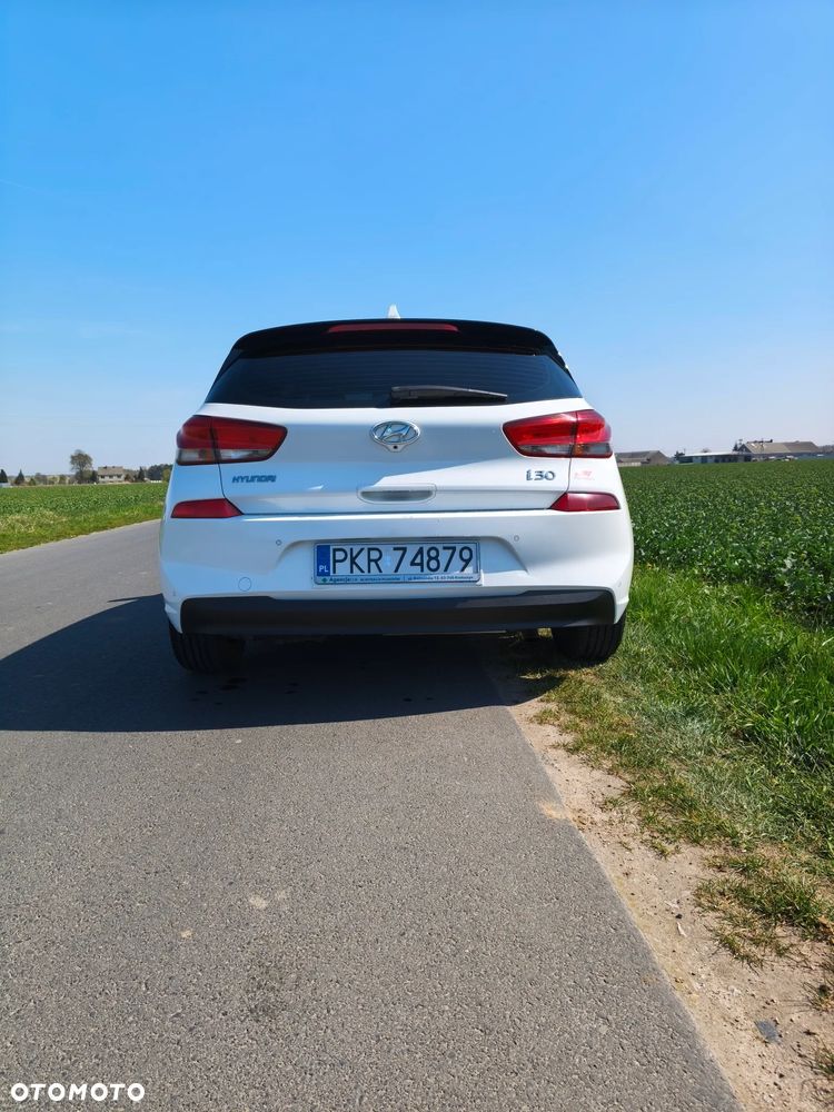 Hyundai i30 1.6 D GO Plus - 5