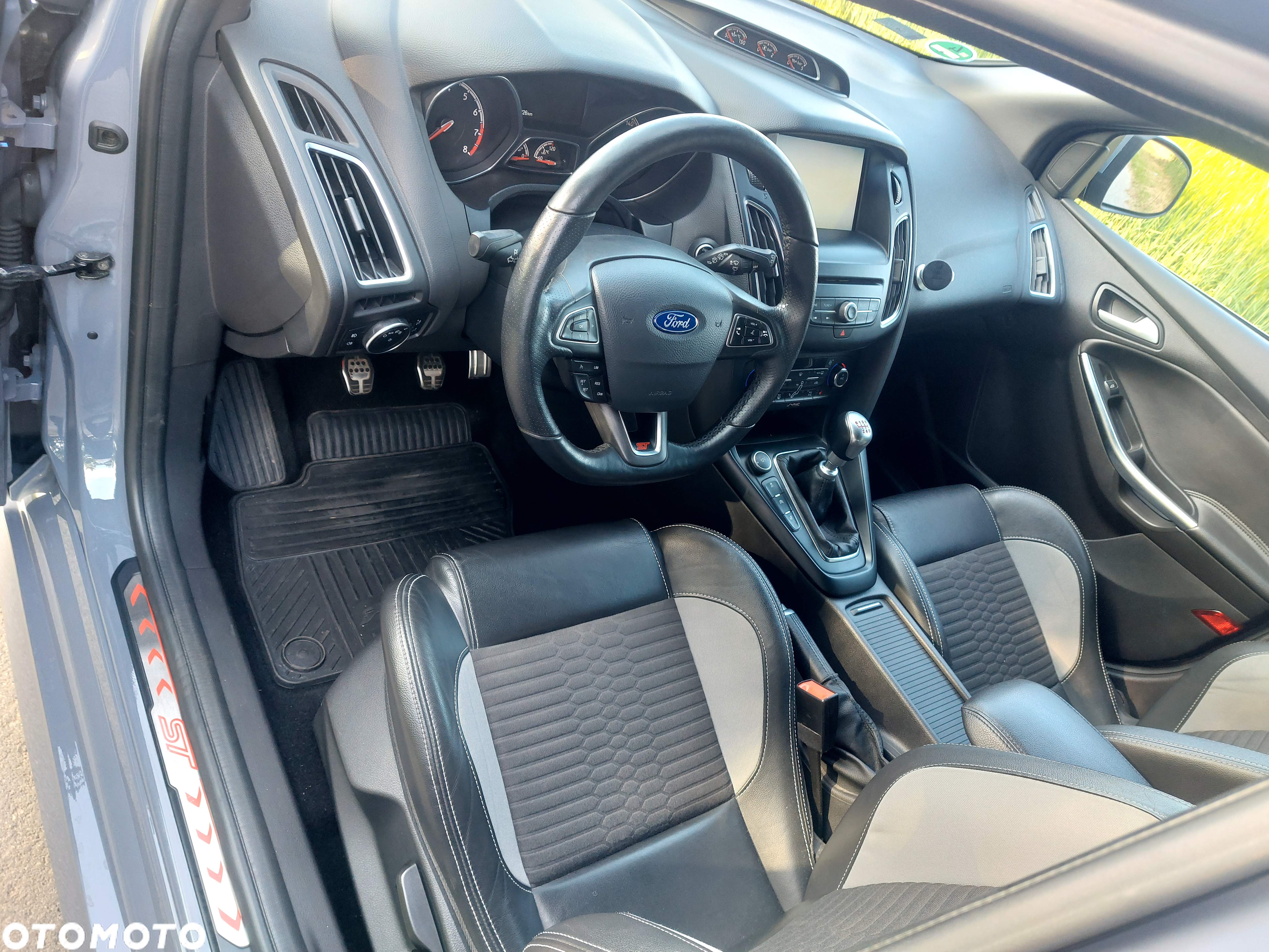 Ford Focus 2.0 EcoBoost ST-2 - 18