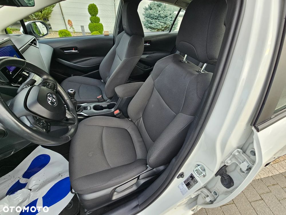 Toyota Corolla 1.5 Active - 12