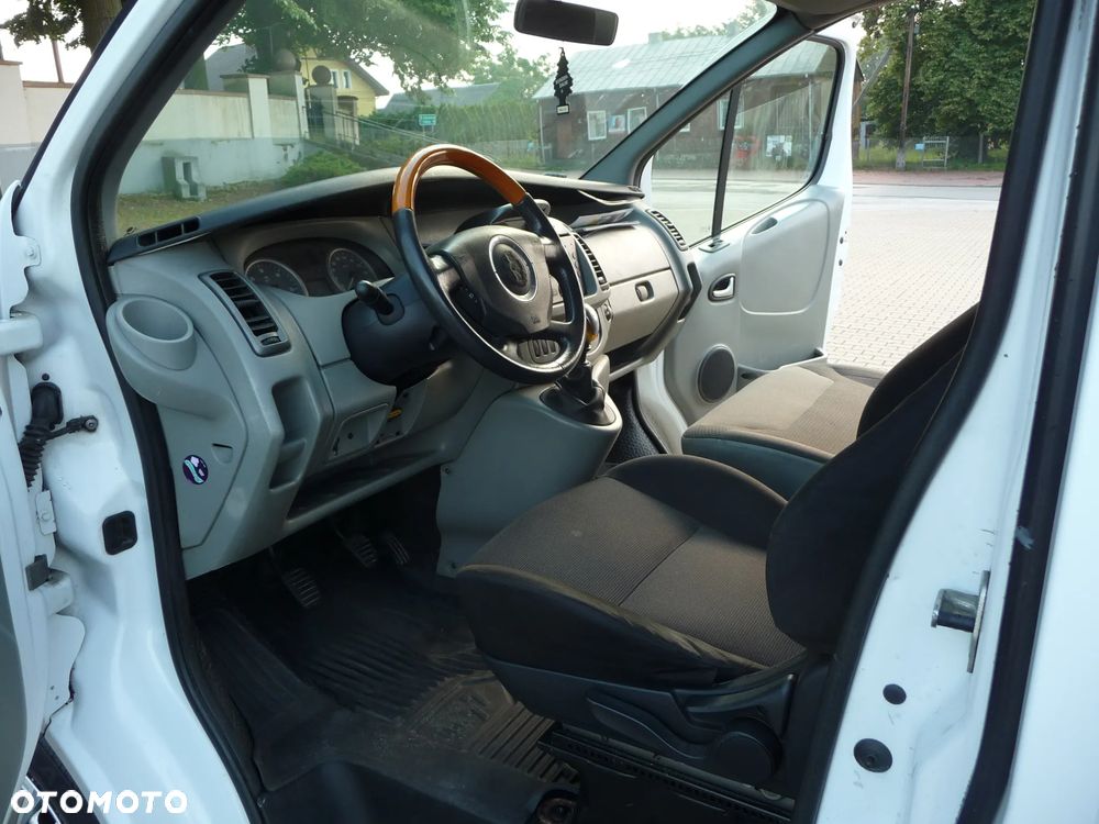 Opel Vivaro - 7