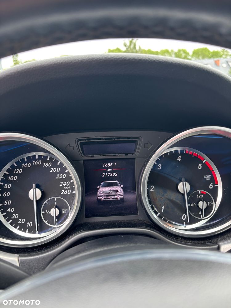 Mercedes-Benz ML 250 BlueTEC 4-Matic - 9