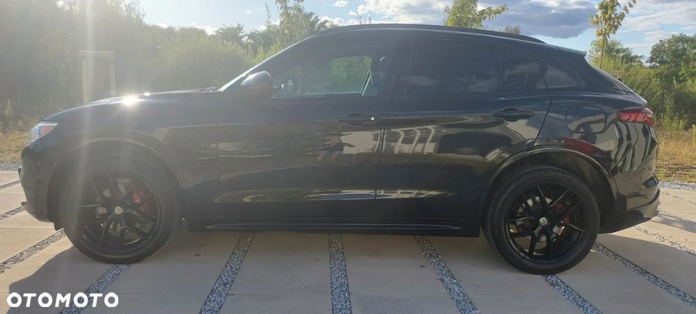 Alfa Romeo Stelvio - 3