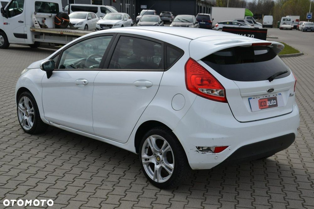 Ford Fiesta - 5
