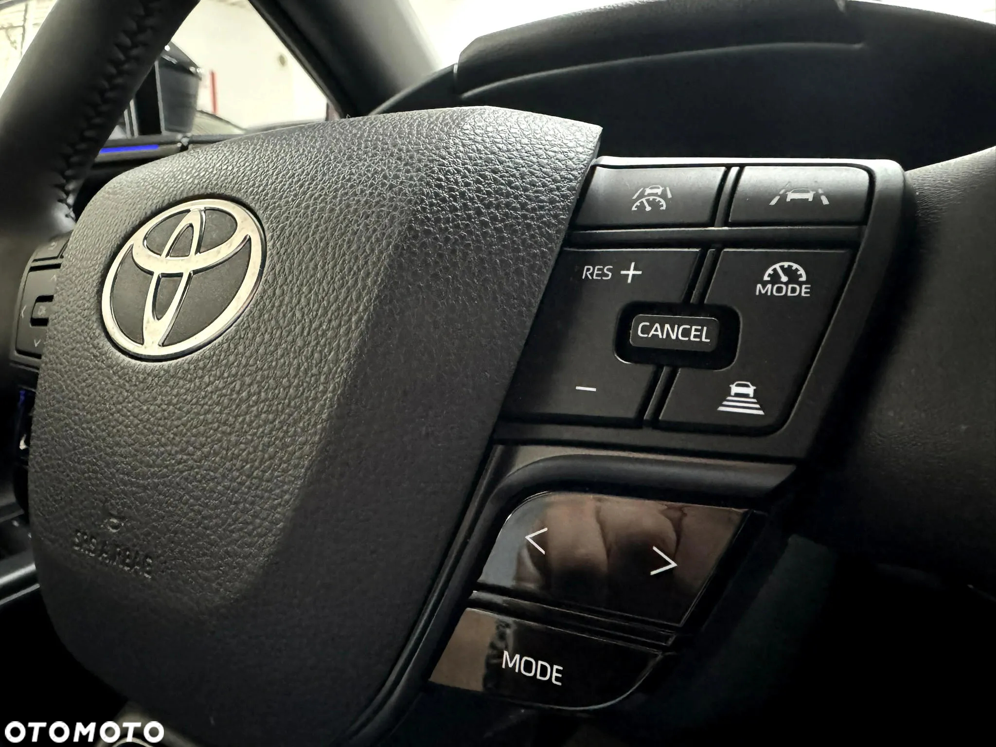 Toyota C-HR 2.0 Hybrid Dynamic Force Executive - 20