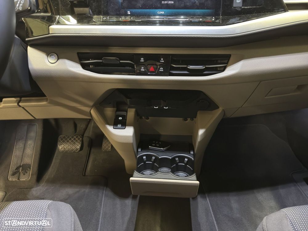 VW Multivan 1.5 TSI e-Hybrid Life DSG - 17