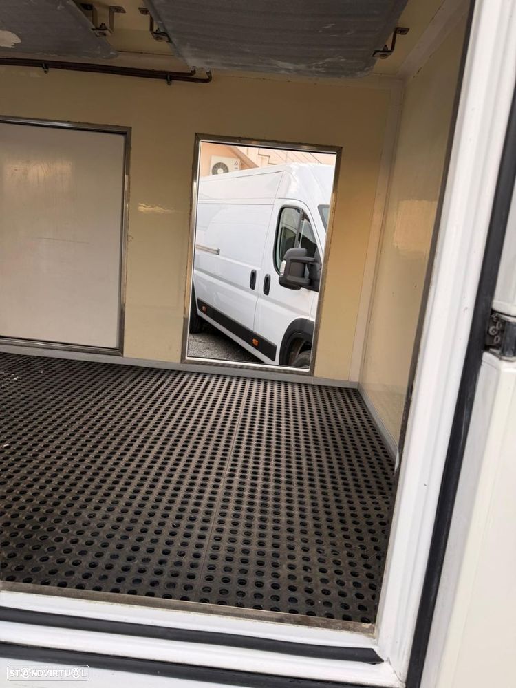 Toyota Dyna C/Frio Iva Dedutivel - 16