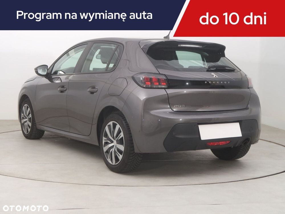 Peugeot 208 - 6