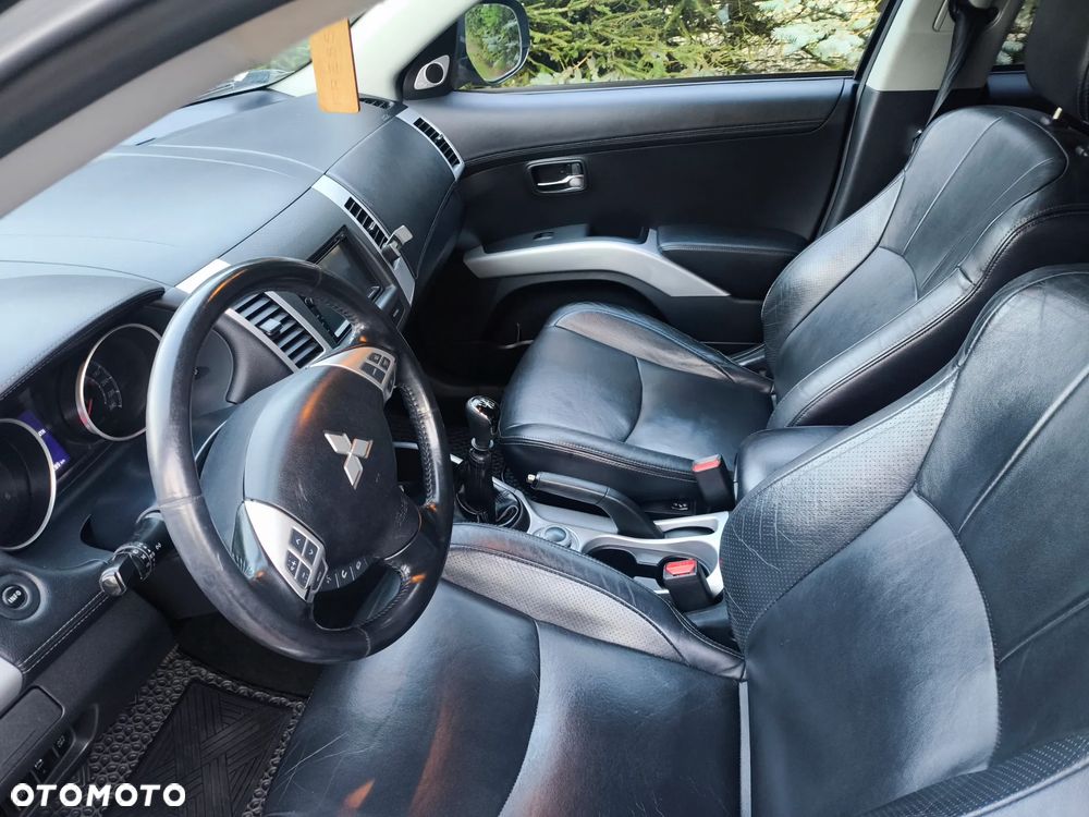 Mitsubishi Outlander 2.0 DID Instyle - 10