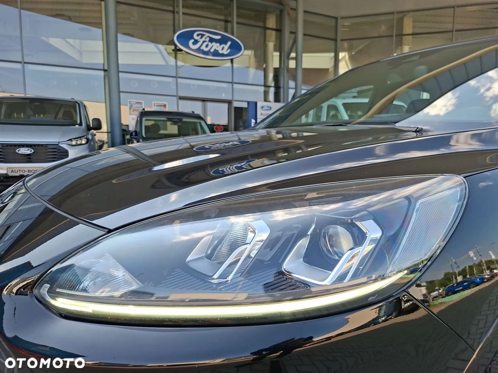 Ford Kuga 2.5 FHEV FWD ST-Line - 11