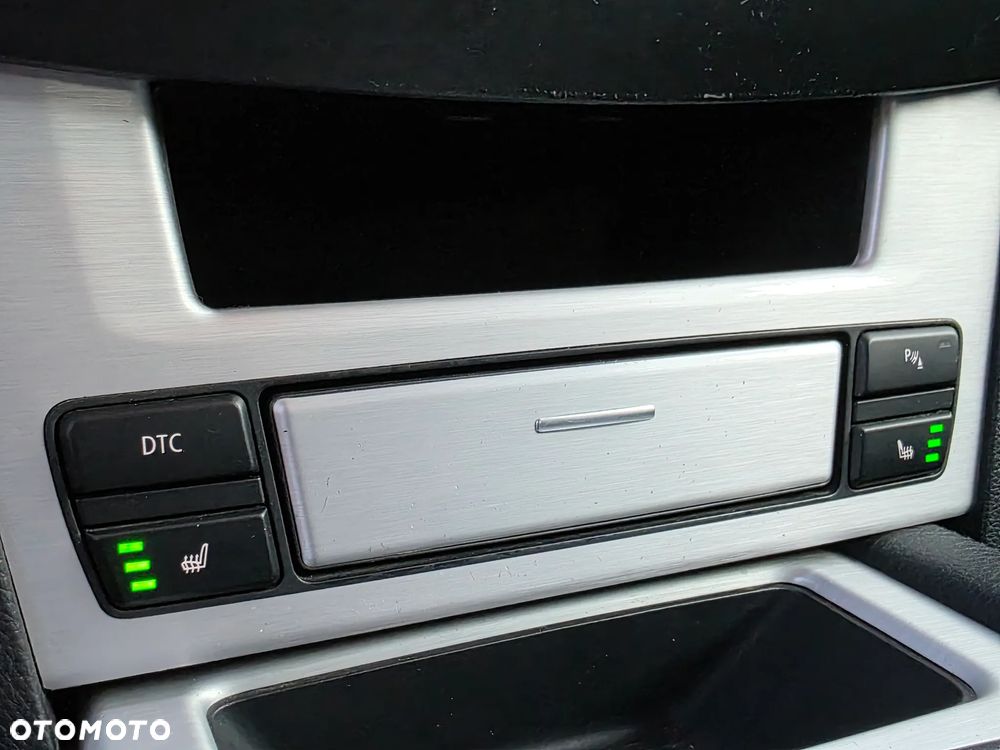 BMW Seria 5 525xi Edition Exclusive - 17