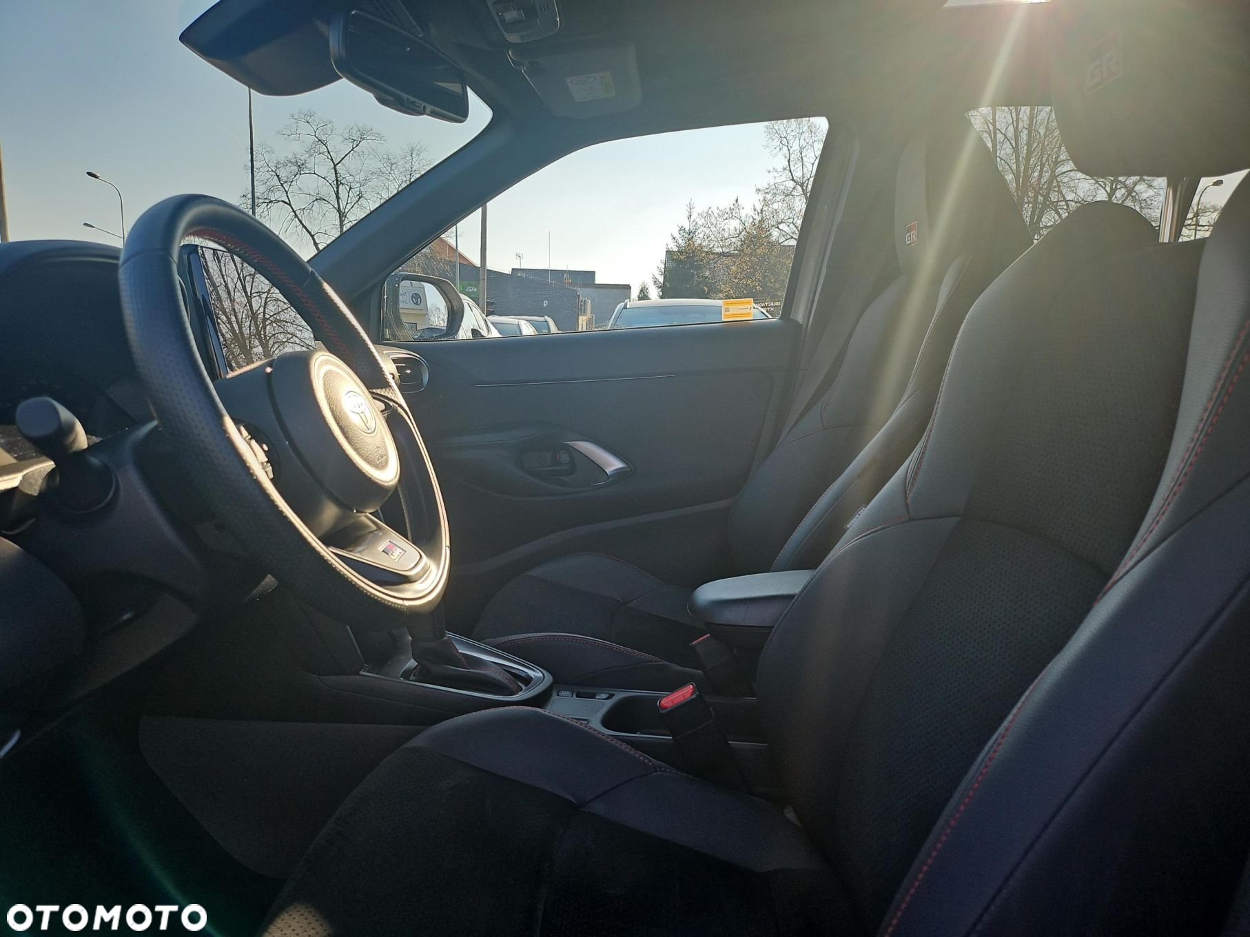 Toyota Yaris Cross - 14