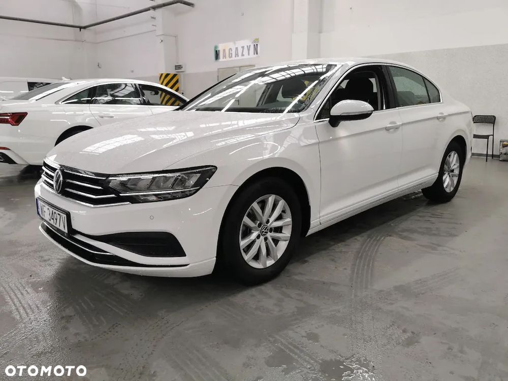 Volkswagen Passat 1.5 TSI EVO Business - 2