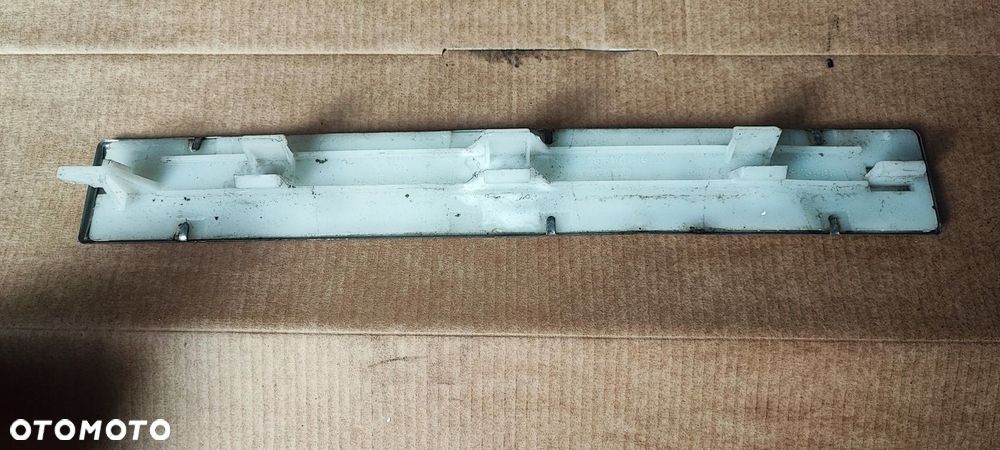 LISTWA PROGU PRAWY TYŁ MERCEDES W163 A1636861620 - 2