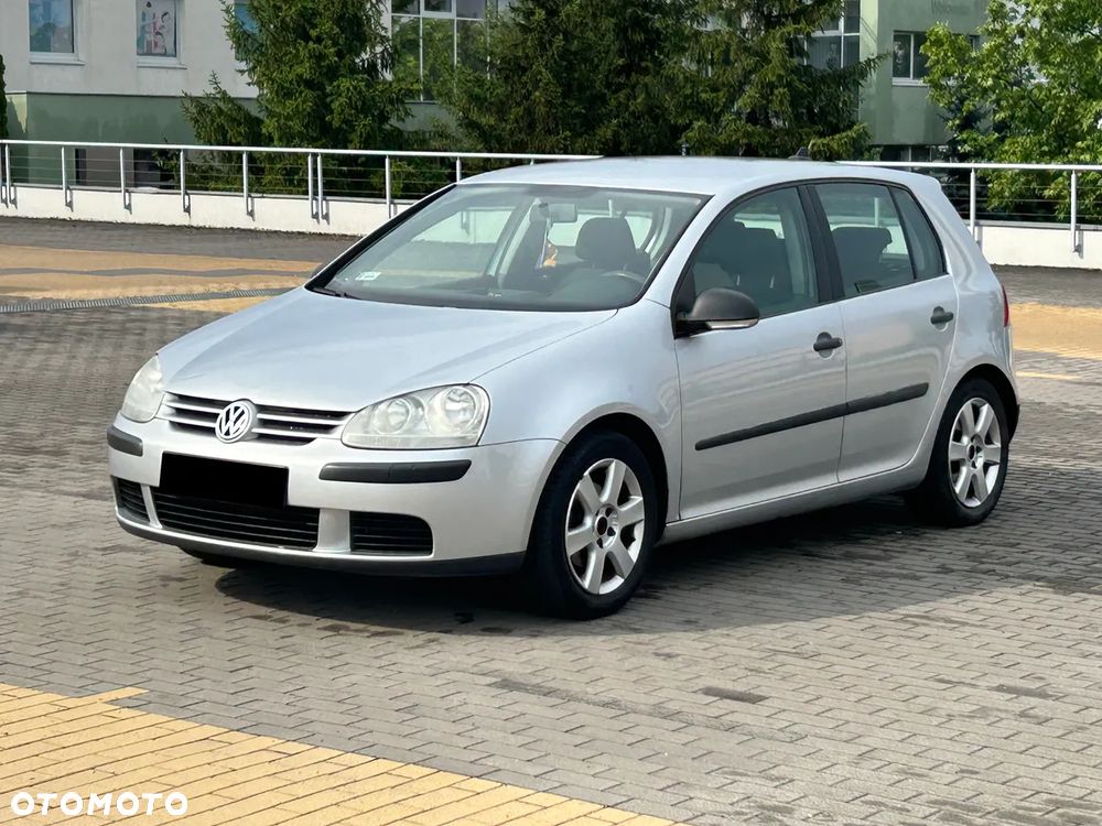 Volkswagen Golf 1.9 TDI DSG Trendline - 2