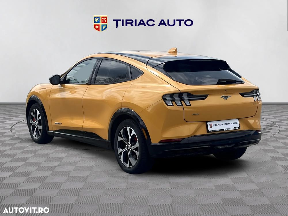 Ford Mustang Mach-E AWD PREMIUM - 4