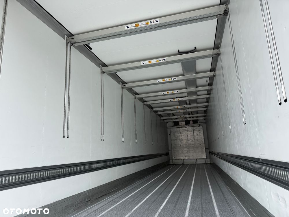 Schmitz Cargobull - 23