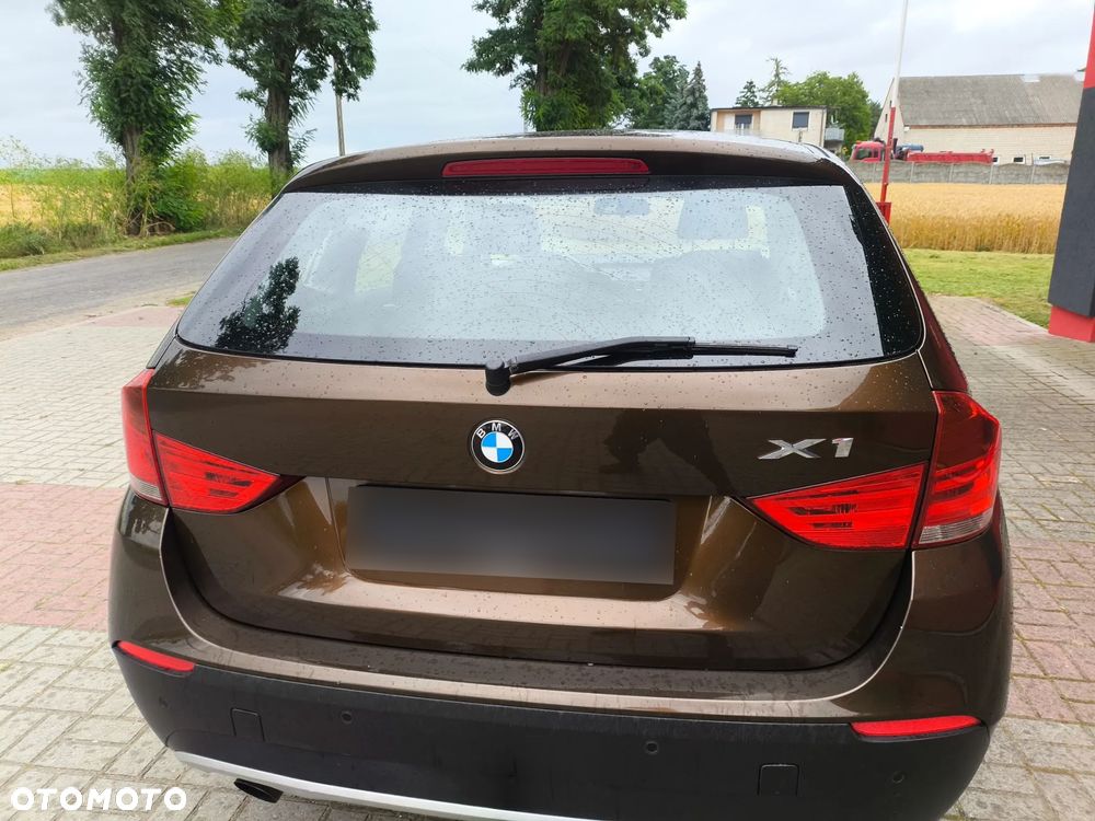 BMW X1 sDrive18i - 9