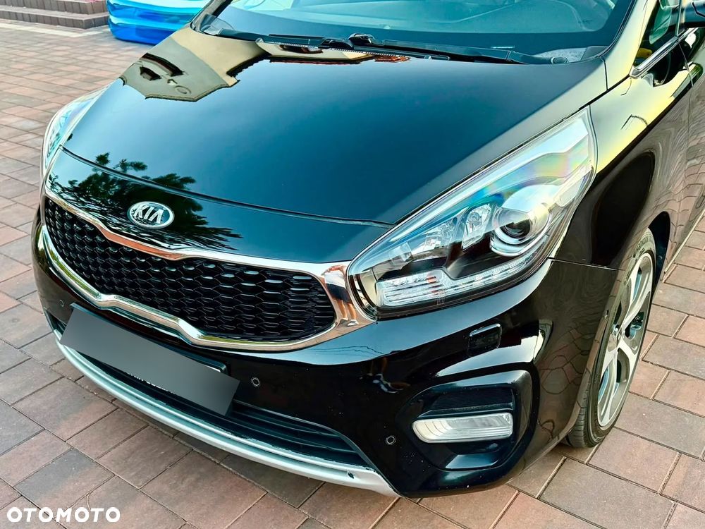 Kia Carens 1.7 CRDi Business Line 7os - 28