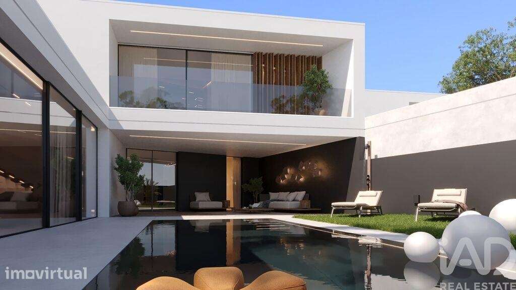 Casa / Villa T4 em Milheirós de 492,00 m2 - Grande imagem: 3/25