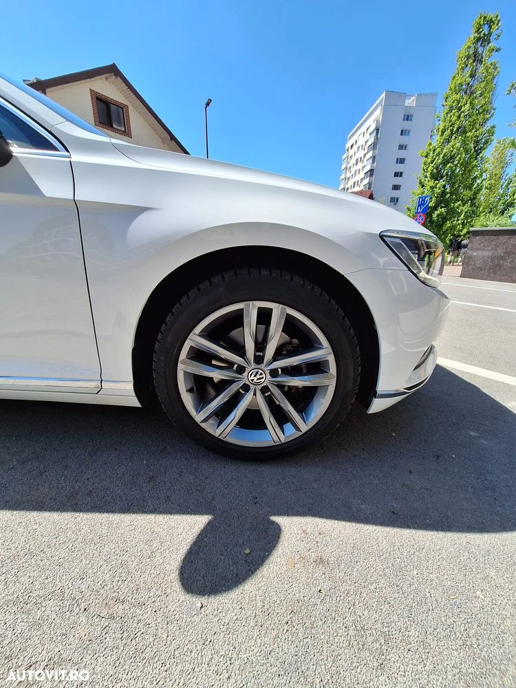 Volkswagen Passat 2.0 TSI DSG Highline - 18