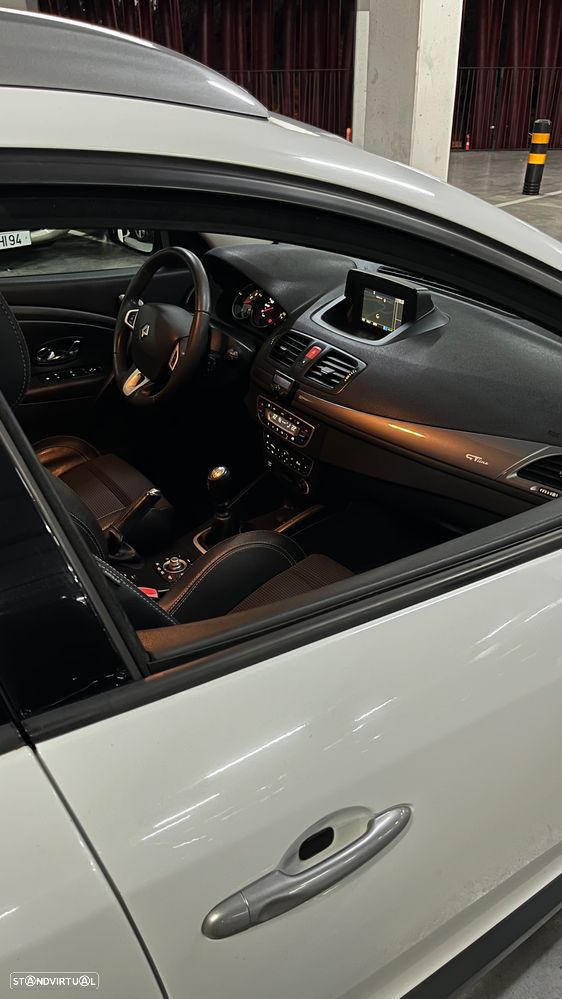 Renault Mégane Sport Tourer 1.5 dCi GT Line SS - 21