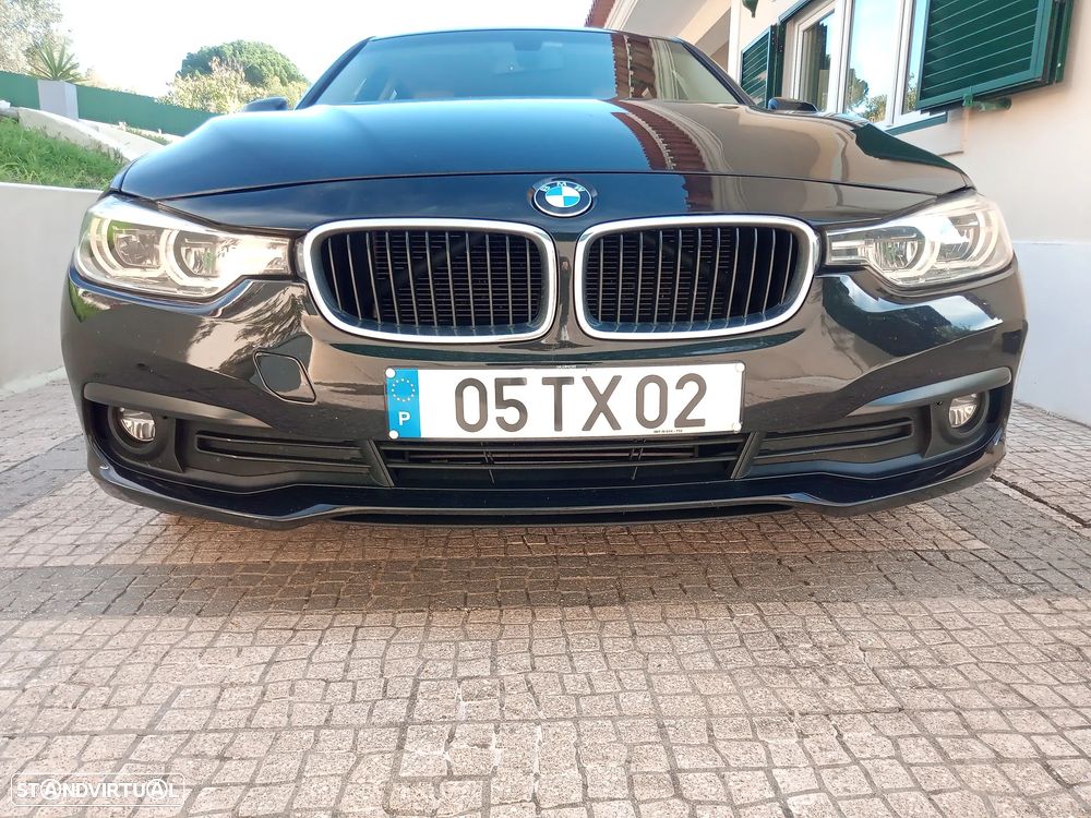 BMW 320 d Touring Advantage Auto - 3