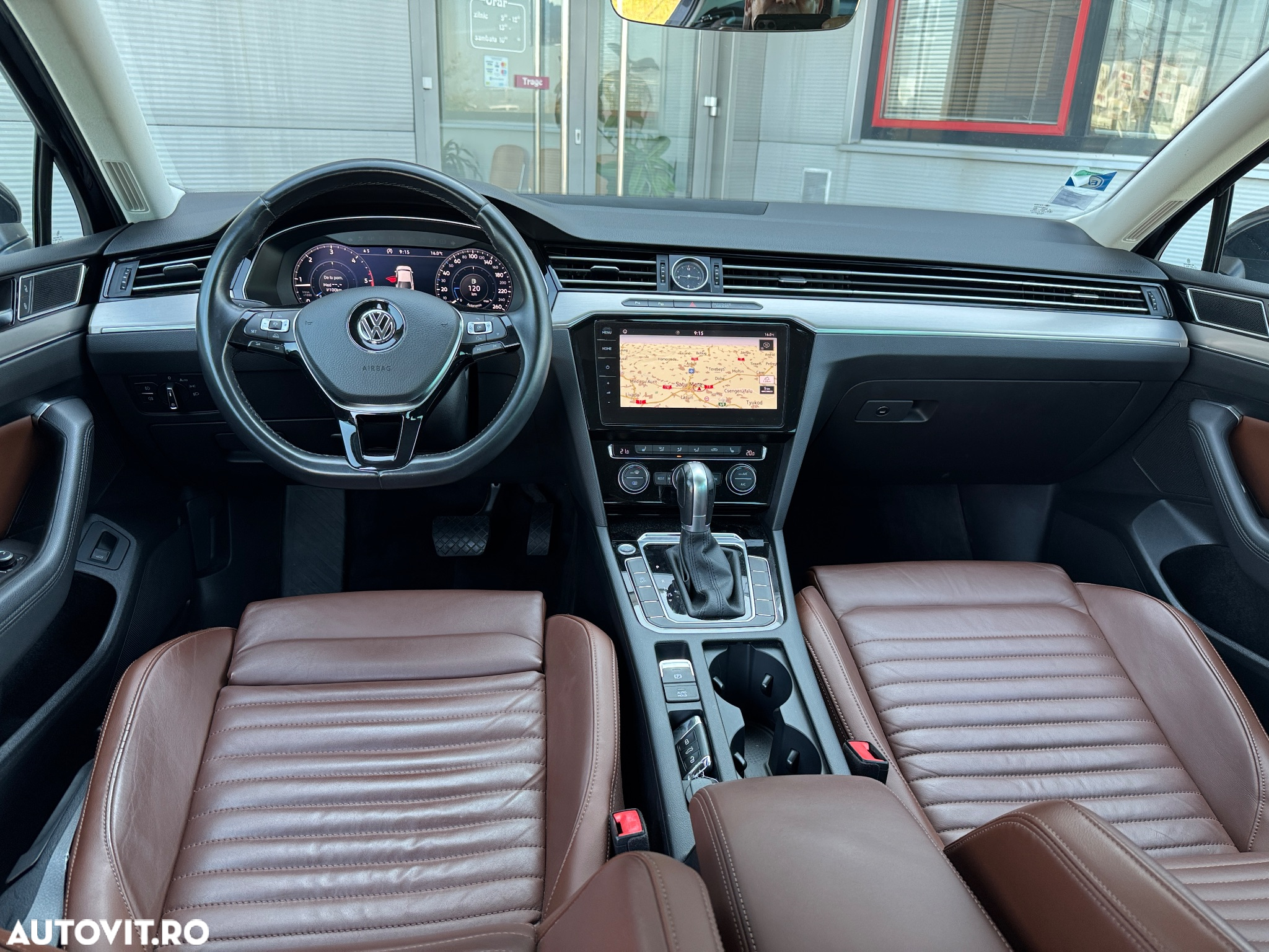Volkswagen Passat 2.0 TDI DSG Highline - 14