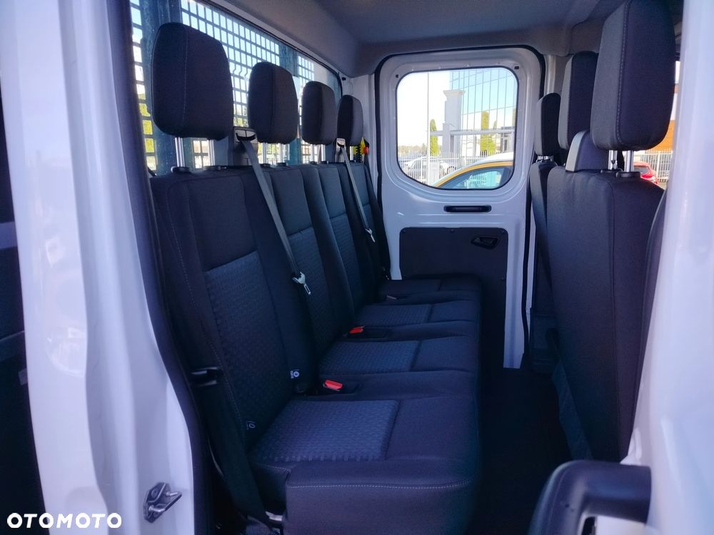 Ford Transit - 25
